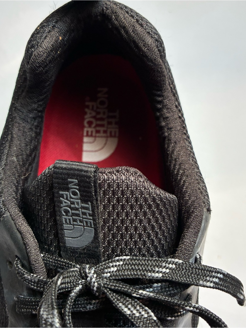 The North Face Futurelight Mens US 11 Waterproof Hiking Shoes Great Condition - Picture 6 of 13
